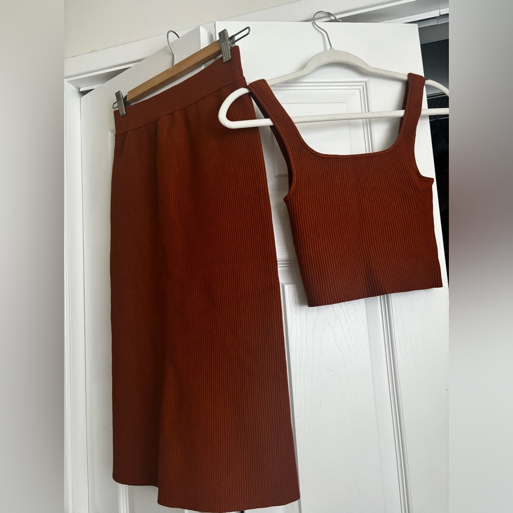 H&M ribbed skirt and tank top set